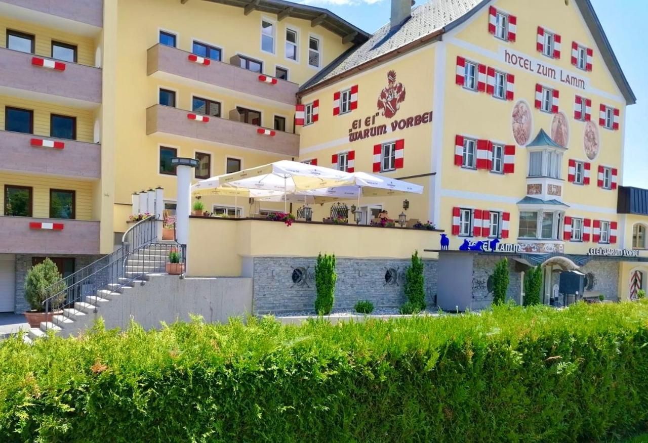 Hotel Zum Lamm Таренц Екстериор снимка
