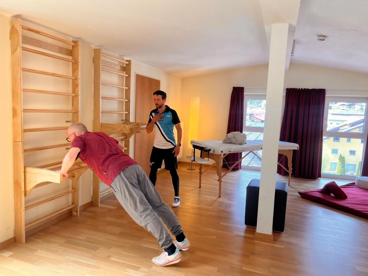 Hotel Zum Lamm Таренц Екстериор снимка