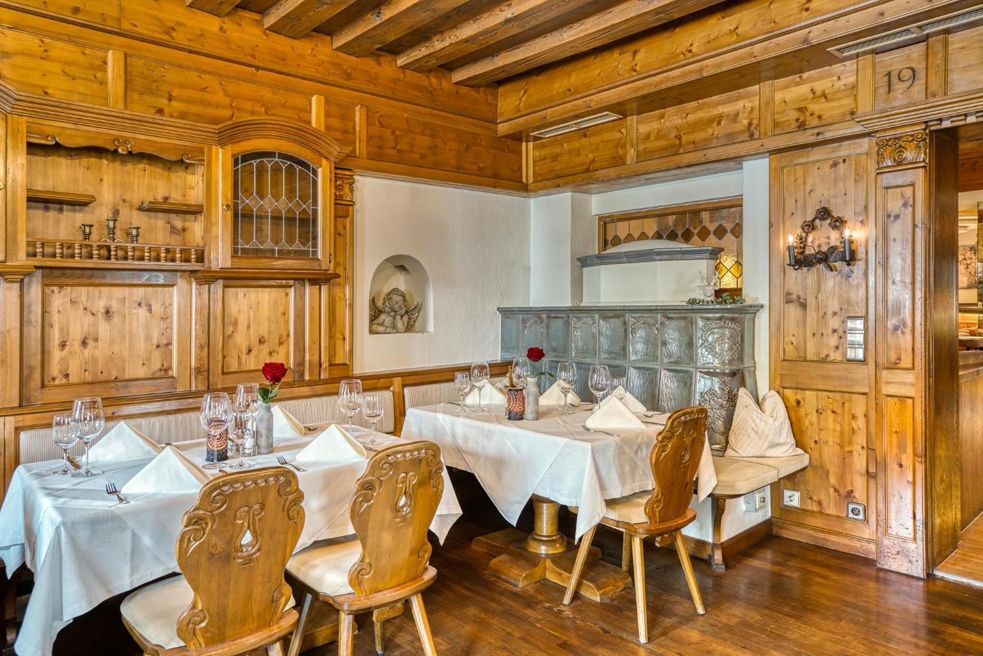 Hotel Zum Lamm Таренц Екстериор снимка
